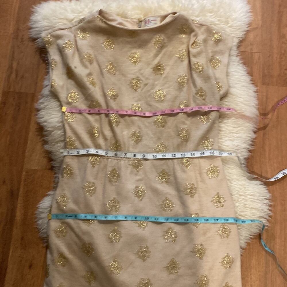 R & K Originals Vintage Short Cap Sleeve Midi Dress Tan & Gold Threaded Sz Small - Picture 9 of 11